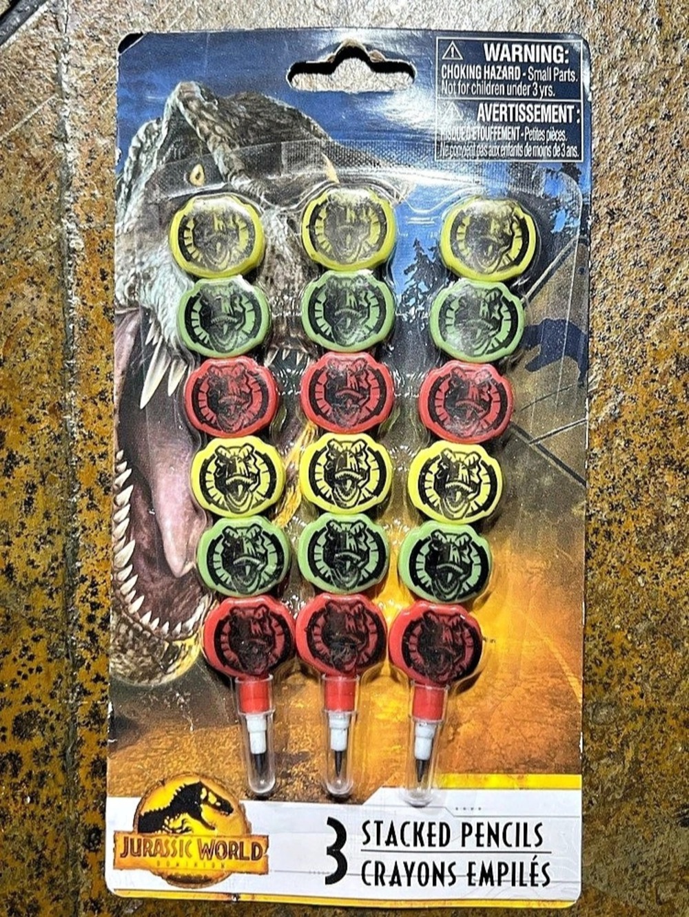 Jurassic World Stacked Pencils Crayons Emplis 3 Stacked Crayon Pencils